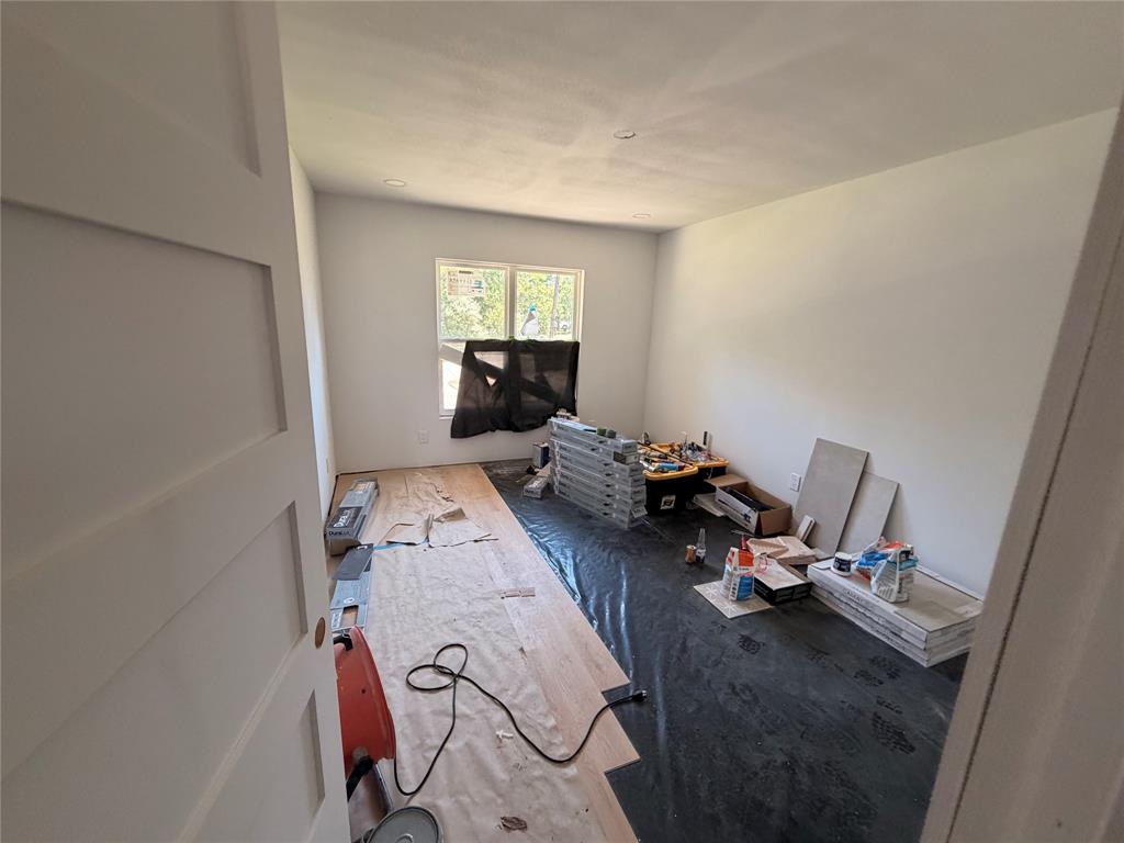 Cloverdale 01 - Residential