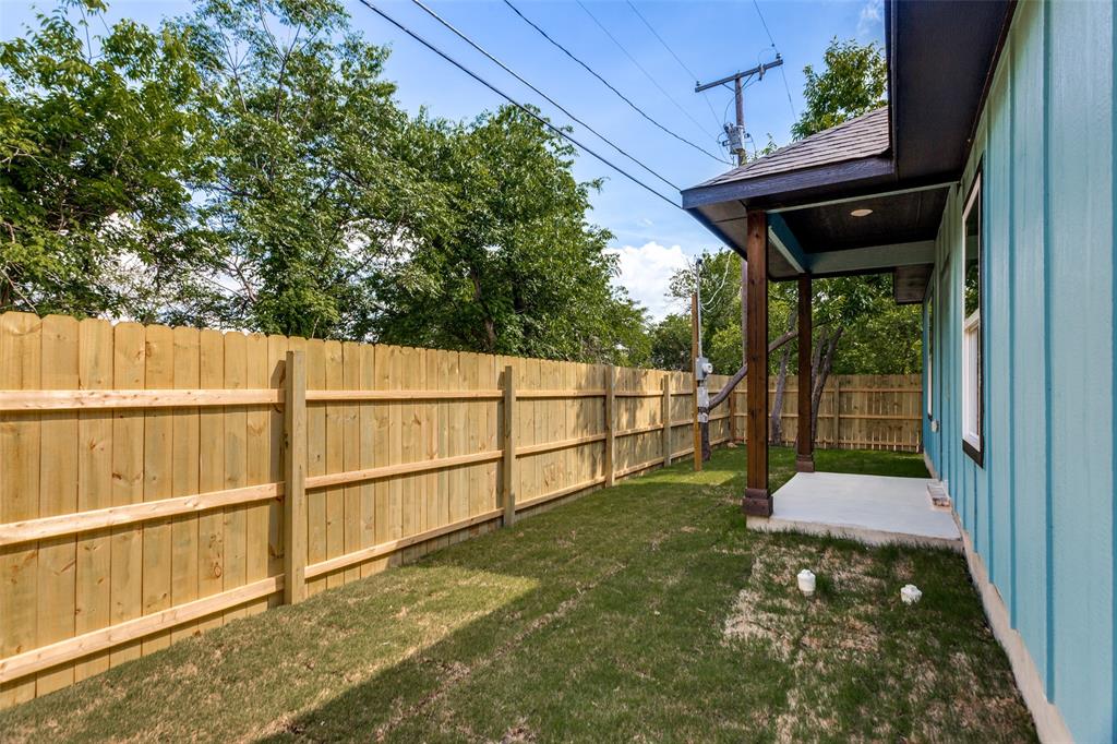 Lawn Terrace Add - Residential