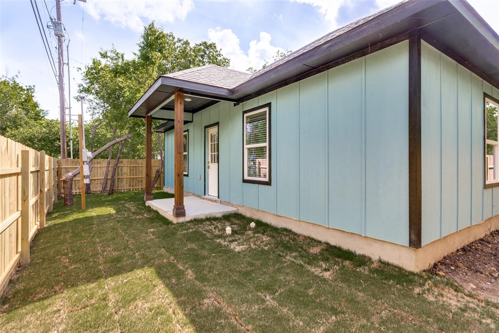 Lawn Terrace Add - Residential