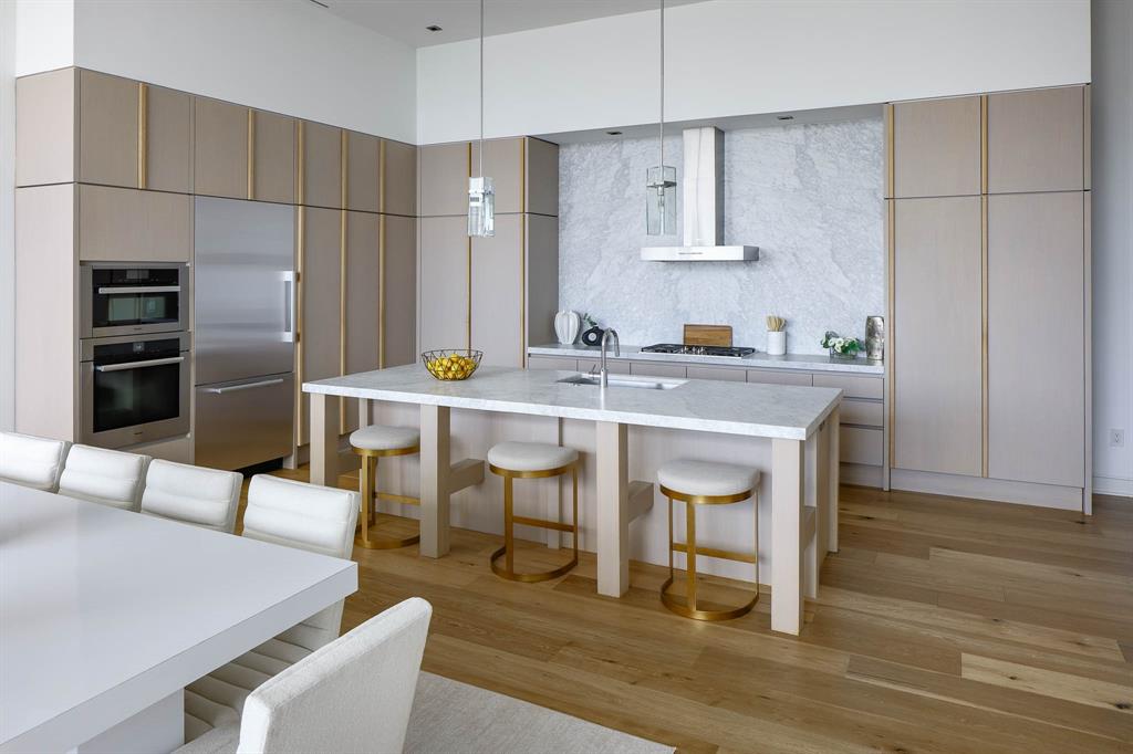 W Residences - Residential