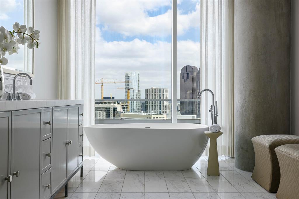 W Residences - Residential