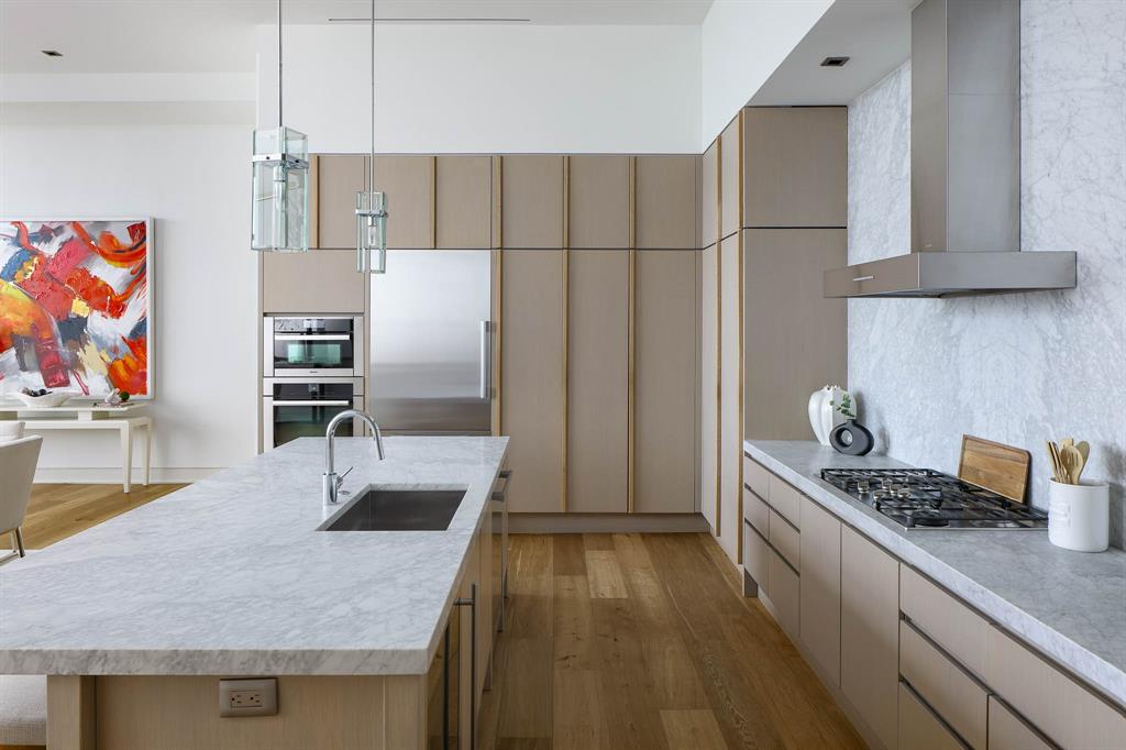 W Residences - Residential