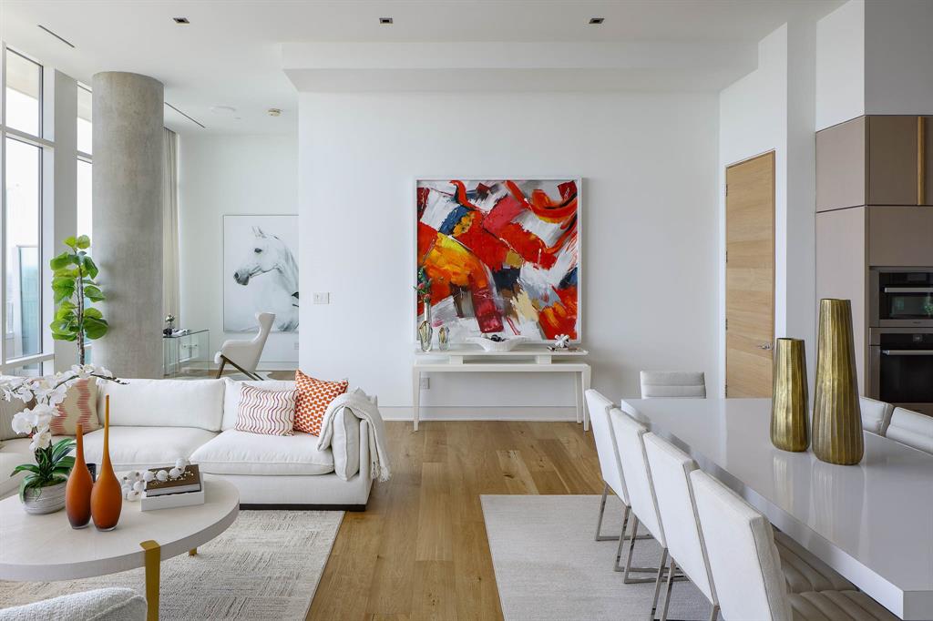 W Residences - Residential