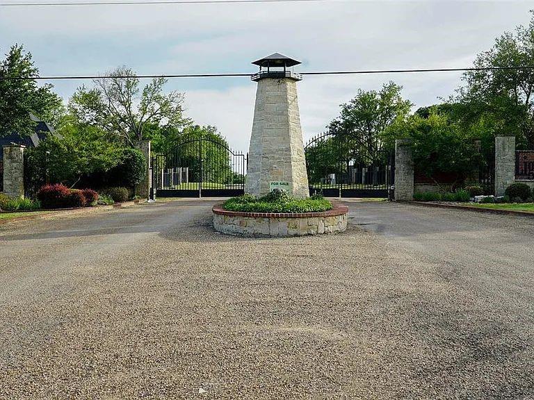 Lighthouse Landing Ph 1 - Land