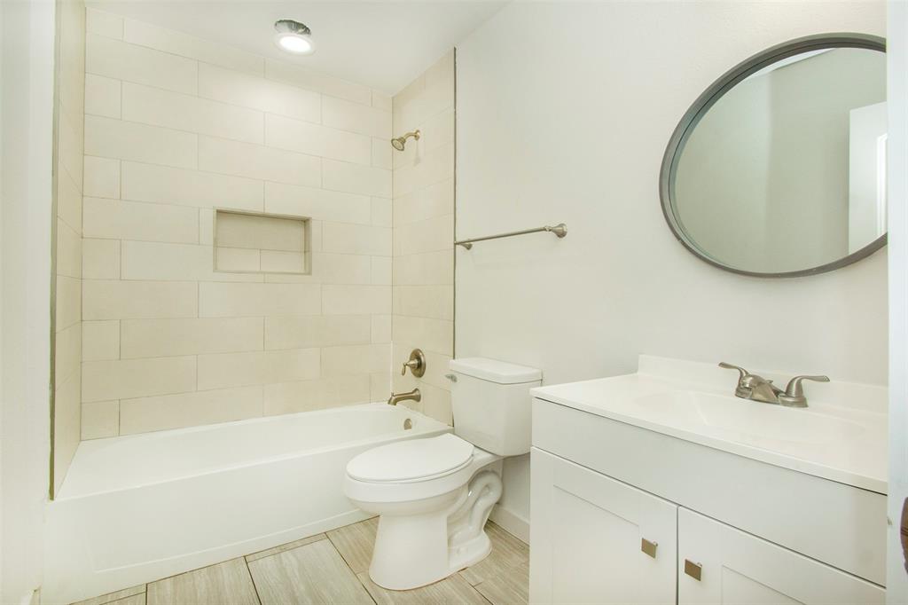 Royalhaven Rev - Residential