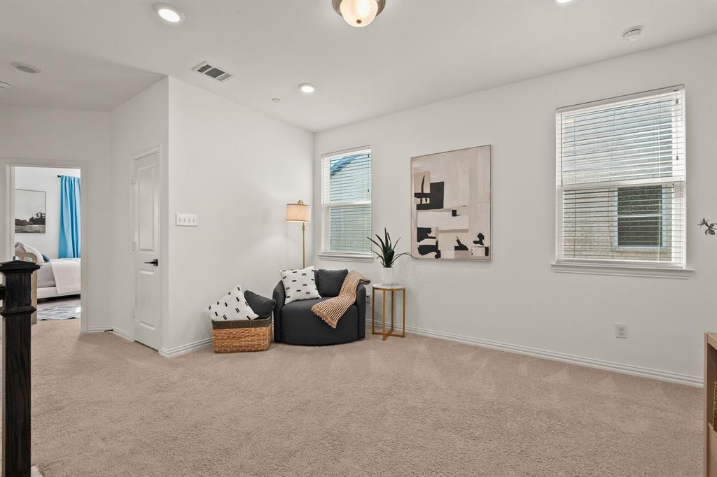 Station Ph 1 - Residential