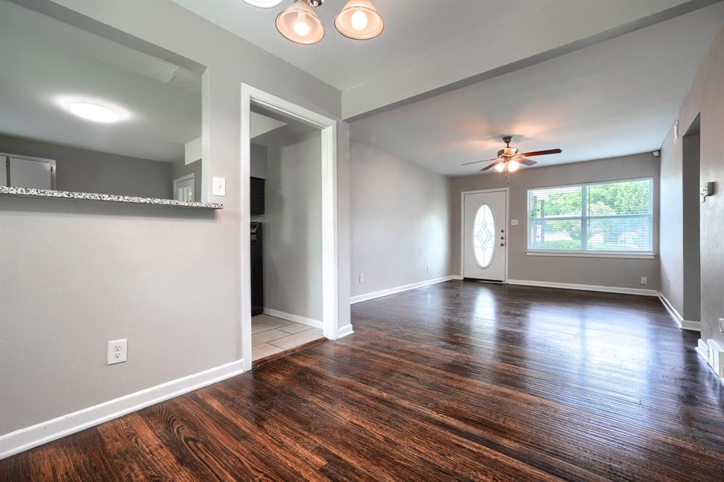 Country Club Park 01 - Residential
