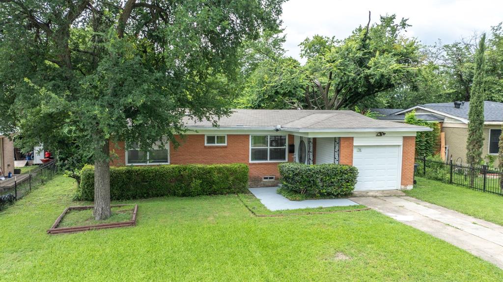 Country Club Park 01 - Residential