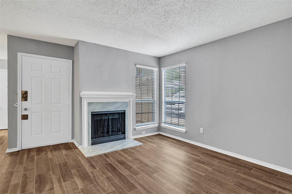 Springtree Crossing Condos - Residential