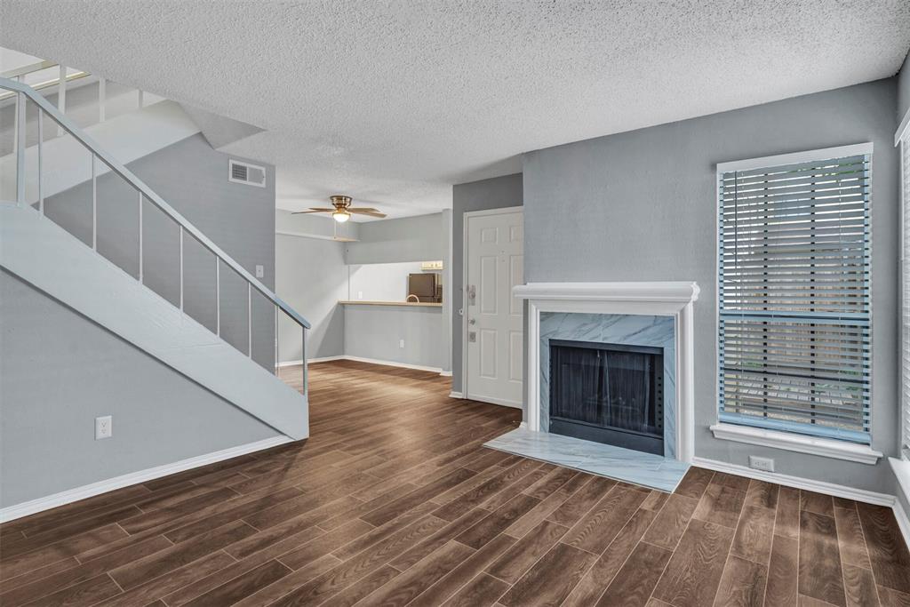 Springtree Crossing Condos - Residential