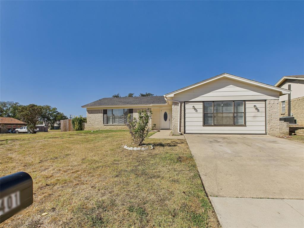 Located in the Browning Park neighborhood of Haltom City, this home offers 3-bedroom, 2-bathroom and a converted garage that can act as an additional bedroom or flex space.  The property features a functional layout with a spacious kitchen, large fenced backyard, and central heating and cooling.

Recent renovations include new HVAC Condenser unit, full interior paint, new luxury vinyl plank flooring, upgraded light fixtures, and updated bathroom vanities. The kitchen has new countertops, painted cabinetry, and modern hardware, creating a clean and move-in-ready presentation.

Situated on a 7,728 sq ft lot with no HOA, this home provides convenient access to local schools, parks, and major roads. Whites Branch Park is within walking distance and offers open recreation areas and walking paths.
