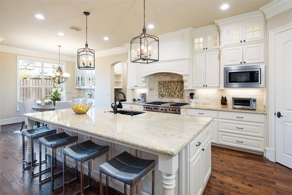 PRESTON HILLS - Residential