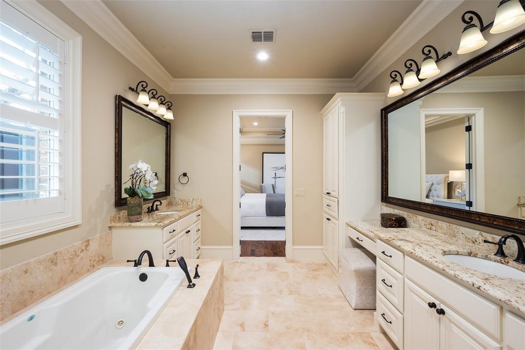 PRESTON HILLS - Residential