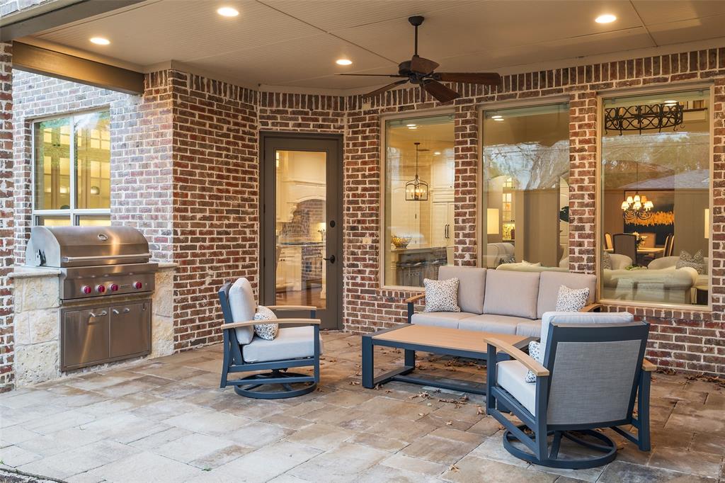 PRESTON HILLS - Residential
