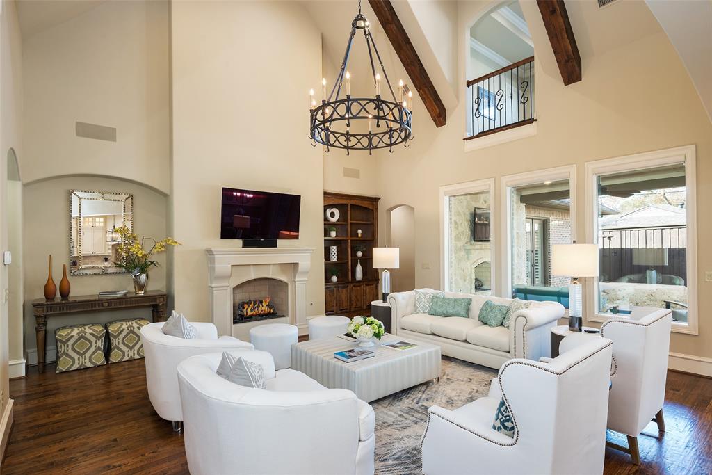 PRESTON HILLS - Residential