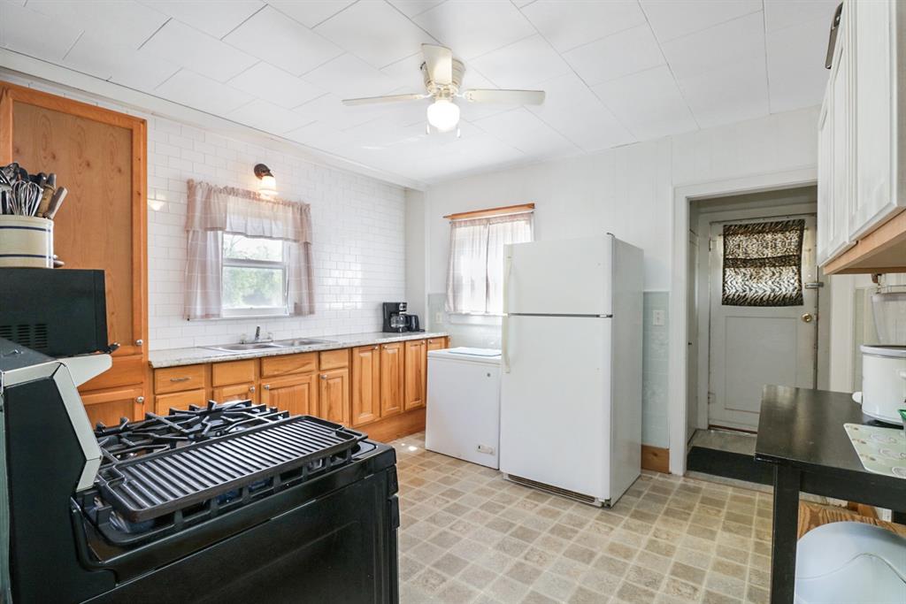 Gray Add Town Coleman - Residential
