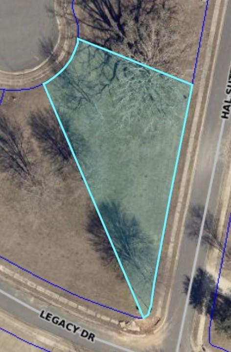 Build Your Dream Home in Olde Oaks. Olde Oaks Features the Only 27 Hole Golf Course in The Area. After A Day on The Green, Relax At The Olde Oaks Club House Overlooking The Rolling Hills beautiful Golf Course. Don't Miss Your Opportunity to Build In Olde Oaks. Other Lots Available