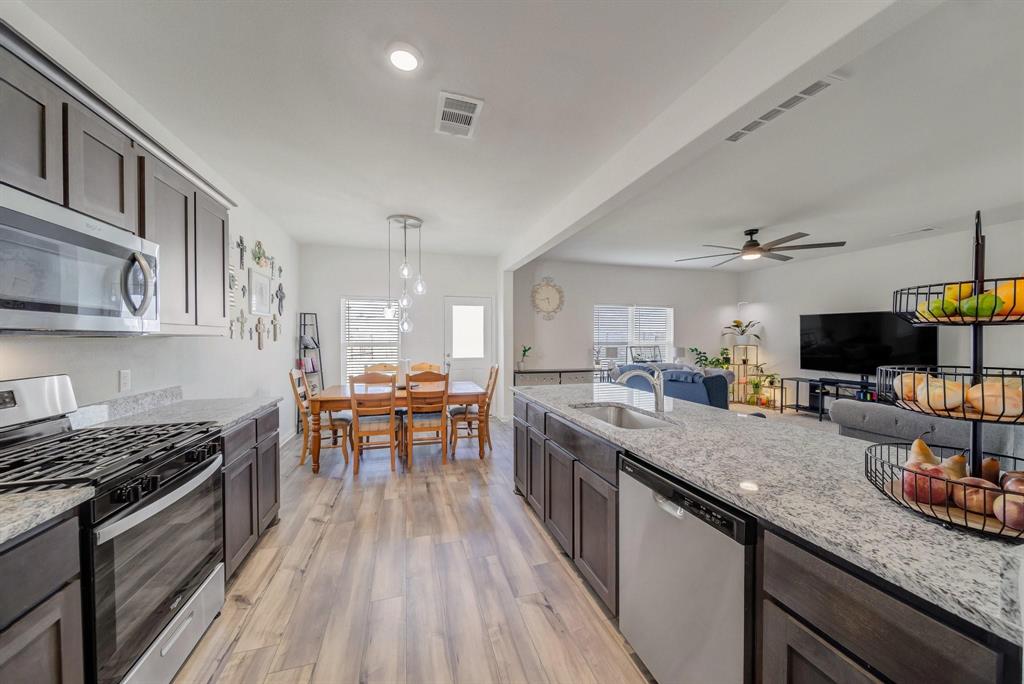 Vista West II - Residential