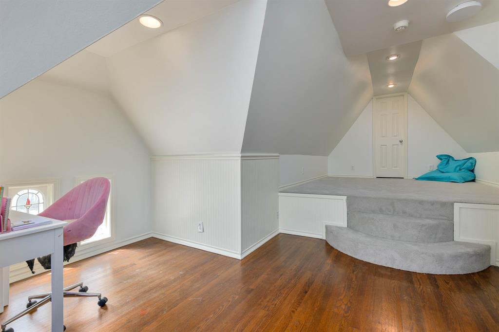 HIGHLAND PARK WEST 4TH INST - Residential