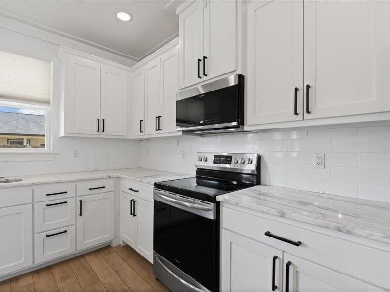 Canyon Creek III - Residential