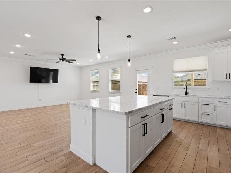 Canyon Creek III - Residential