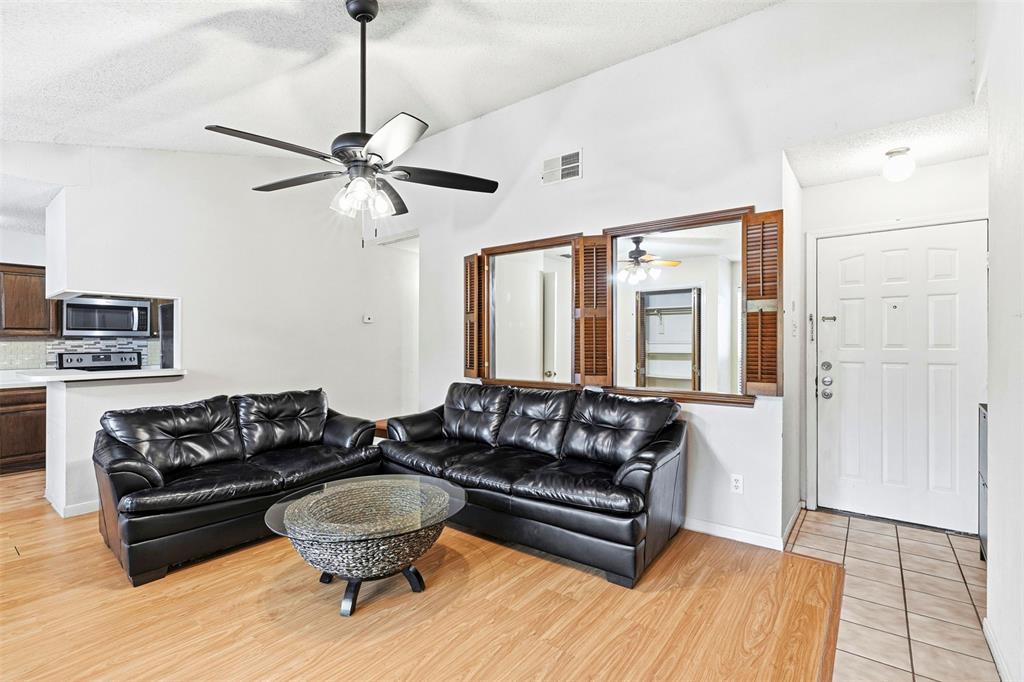 Cloisters Condo The - Residential