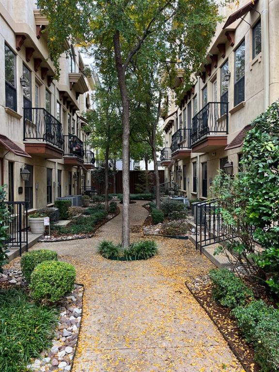 Villas of Bryan Place - Residential Lease