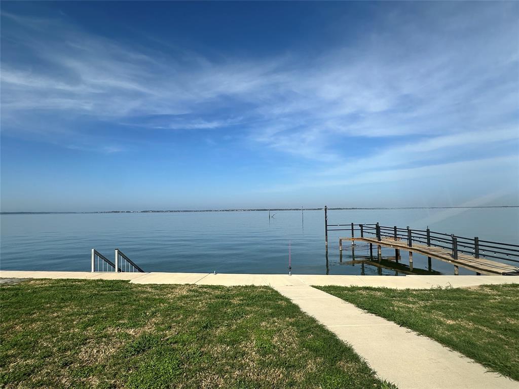 Peninsula Point - Land