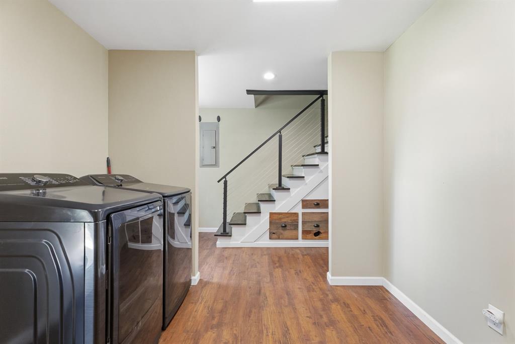 MCKEETHAN - Residential