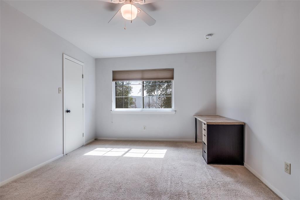 Richardson Crossing Condo - Residential