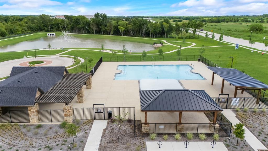 The Oaks - Residential