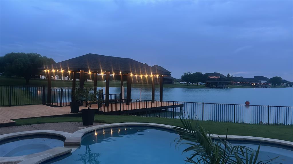 Princeton Lakes - Residential