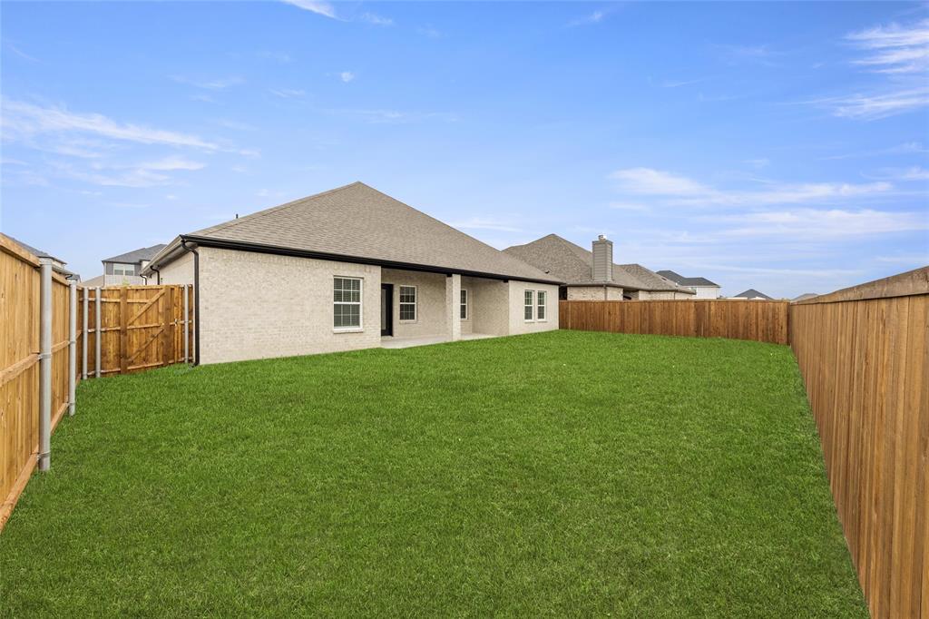 Lakepointe - Residential