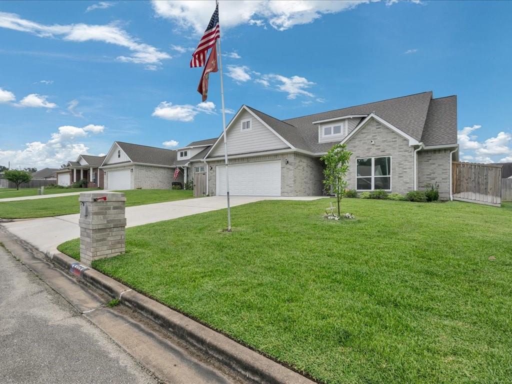 Village At Saddle Brook Sub - Residential