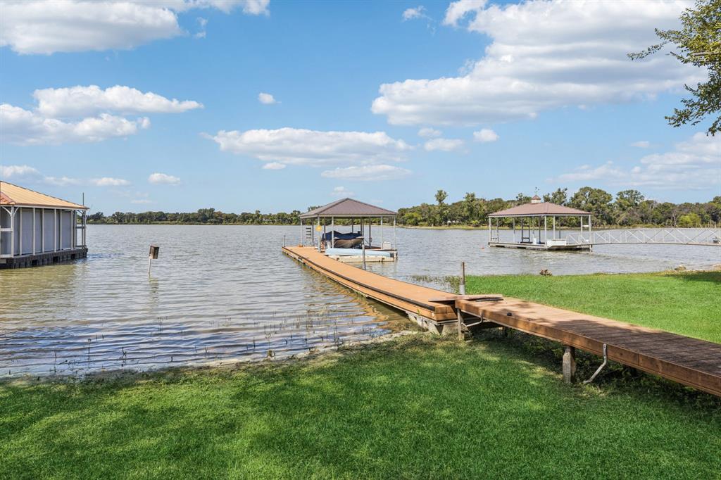 Resort On Eagle Mountain Lake - Residential