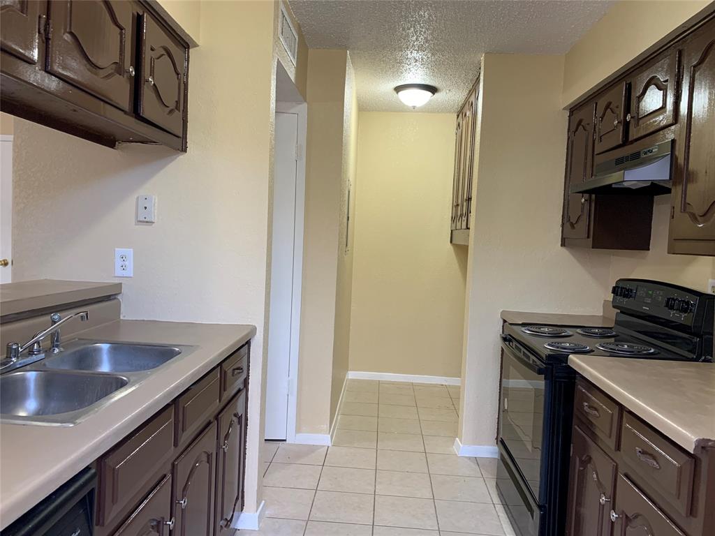 Centre Villa - Residential Lease