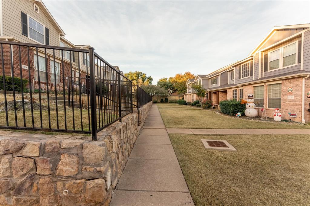 Stoneleigh Place Add - Residential