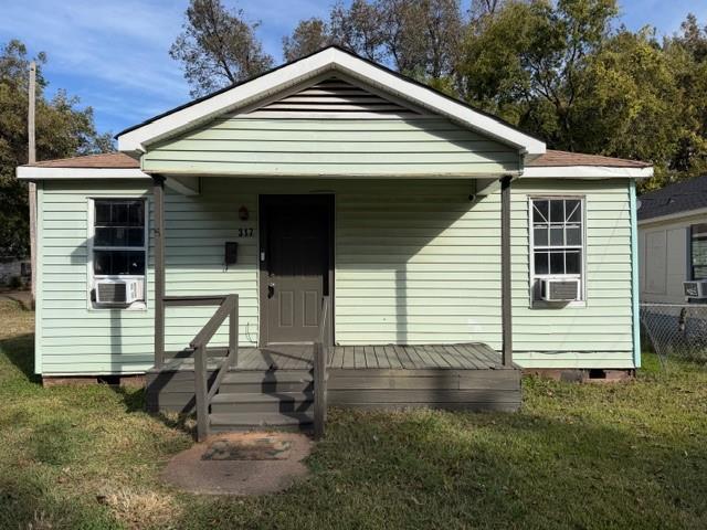 Spacious 3-bedroom home situated on a desirable corner lot in Bossier City. This property has been recently remodeled by the current investor, offering updated finishes and a refreshed interior that makes it move-in ready for a new owner or tenant.

The home features a functional layout with generous living space and strong rental potential, making it an attractive addition to any investment portfolio. Priced at just $72,000.  This property is being offered as part of a larger investment package that includes two additional properties. All three MLS Numbers for this package are 21201955, 21201957, and 21201960.

The full portfolio is available for $370,000 and consists of a total of seven rental doors, bringing in nearly $4,500 each month providing immediate scale for investors looking to expand or enter the market with multiple income-producing assets.