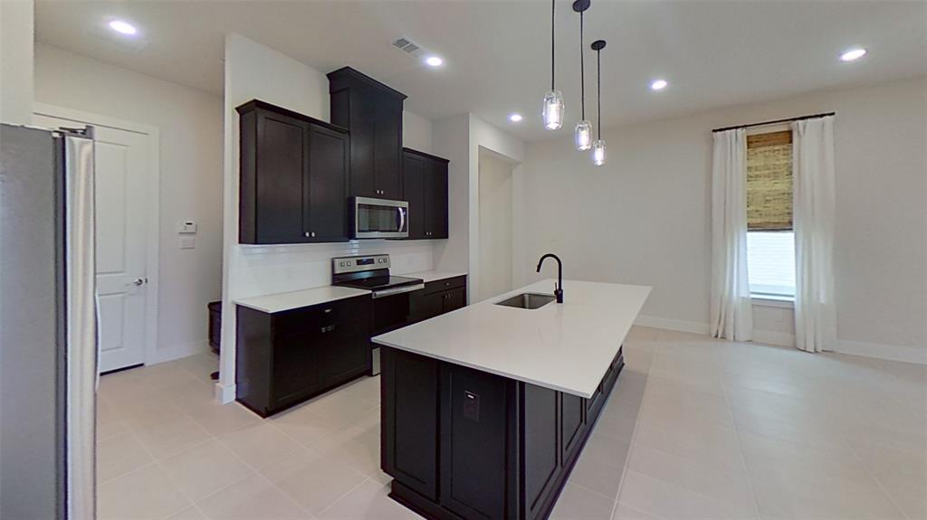 Montgomery Ridge Ph III - Residential Lease