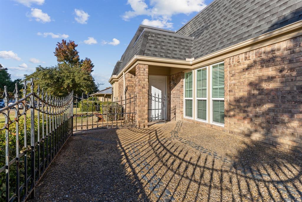 Crest Meadow Estates - Residential