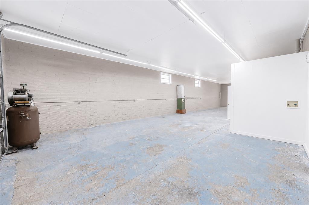 AB 782 T PARMER SUR, LARGE LOTS BLK 3 LT 11 - Commercial Sale
