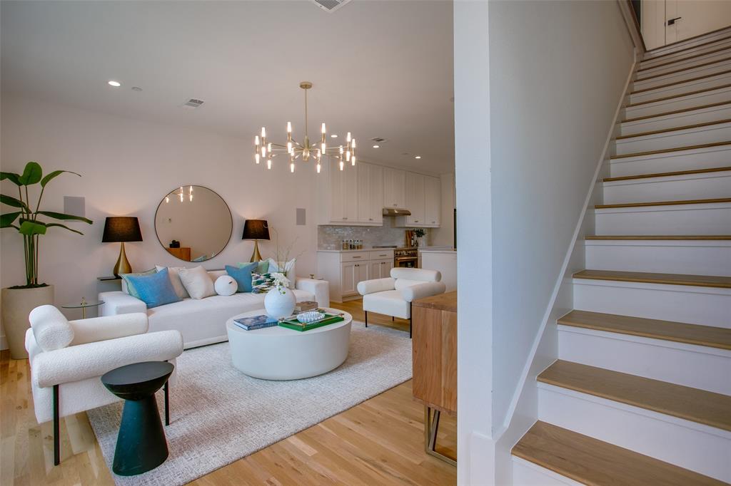 Lakeside - Residential