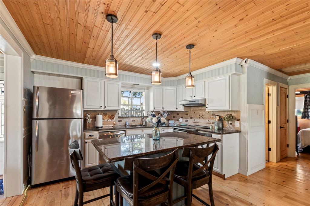 Bushwhacker Peninsula Sub - Residential