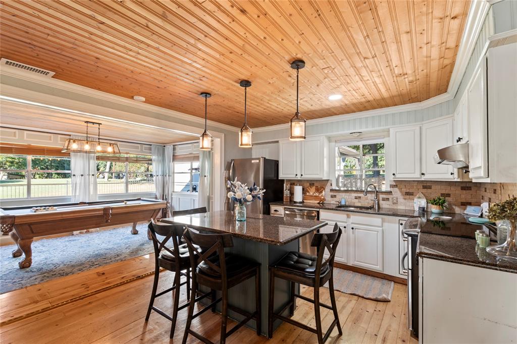Bushwhacker Peninsula Sub - Residential