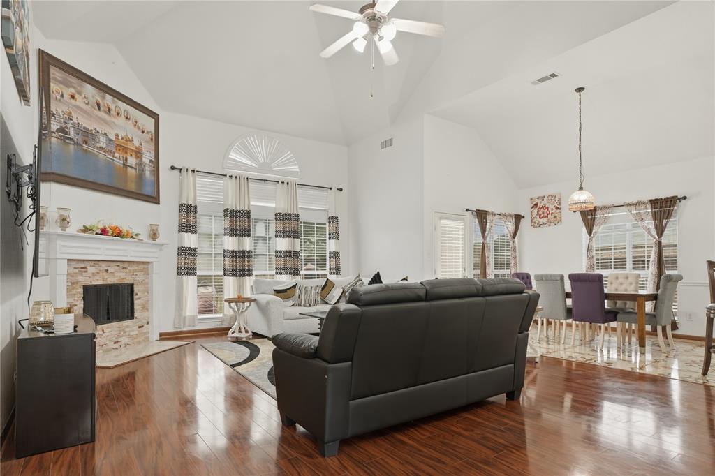 MAXWELL CREEK NORTH - Residential