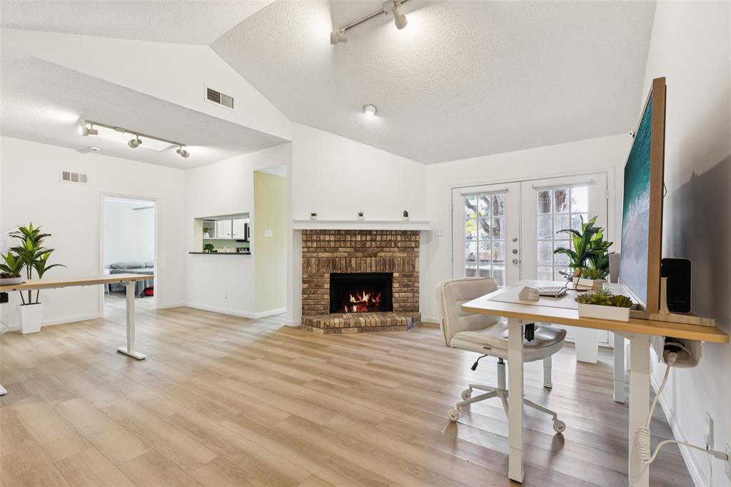 Monticello Crossroads Condo Ph 01-03 - Residential
