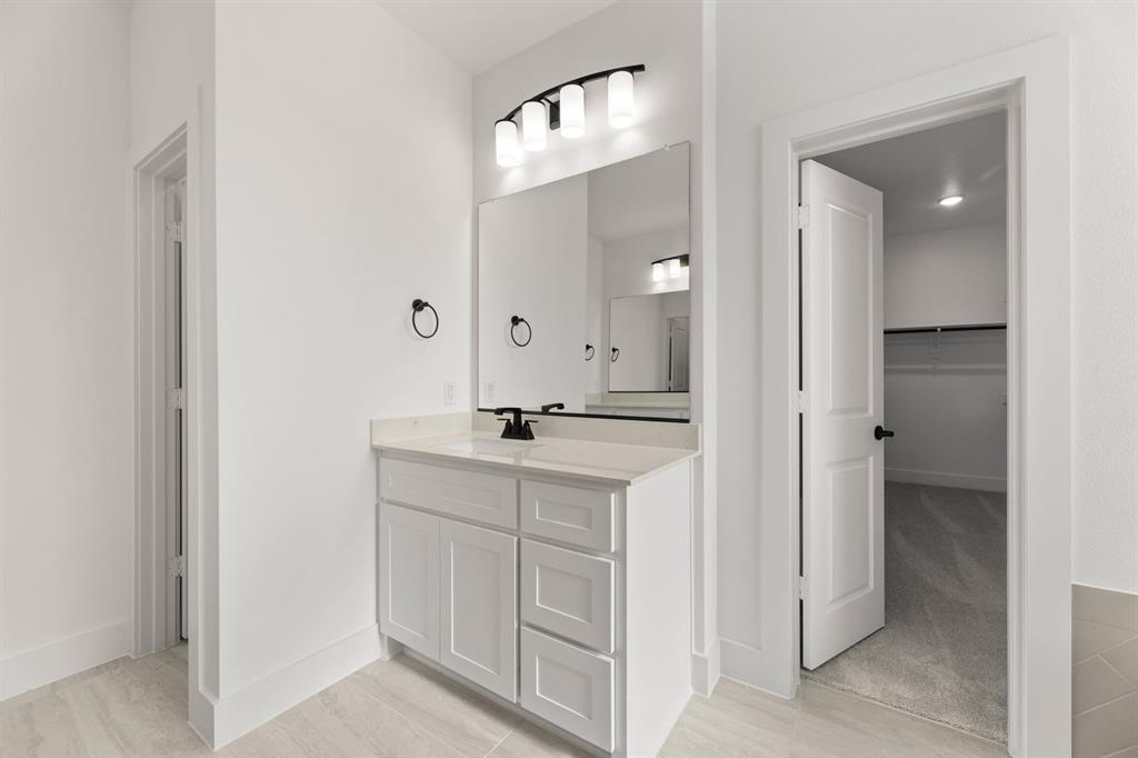 Hidden Lakes Estates - Residential