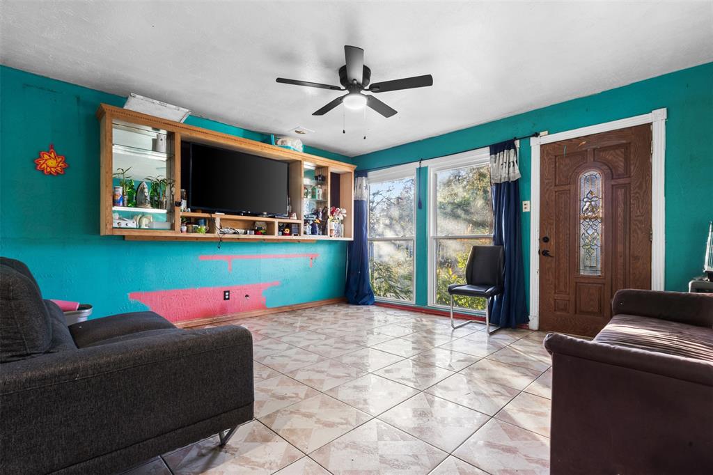 Garland Heights 03 - Residential
