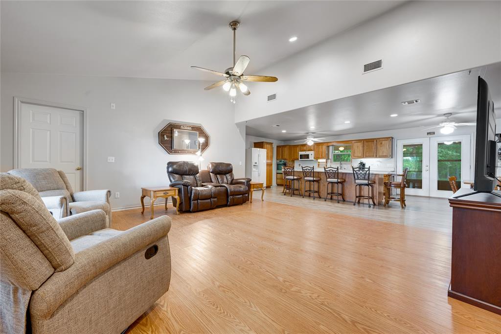 Joseph Harris Survey A-422 - Residential