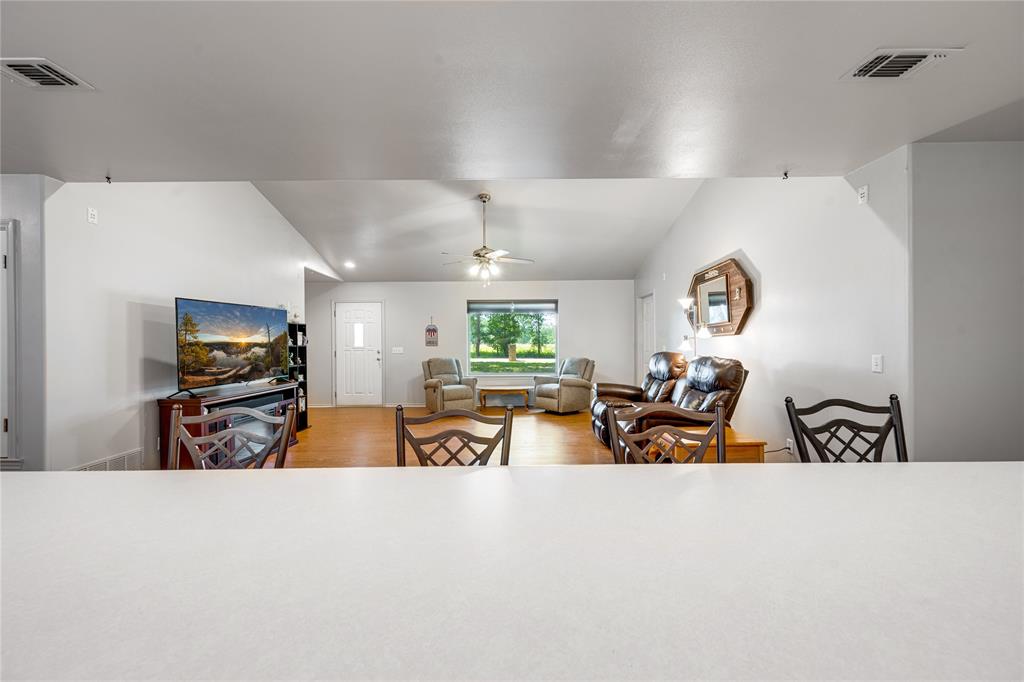 Joseph Harris Survey A-422 - Residential